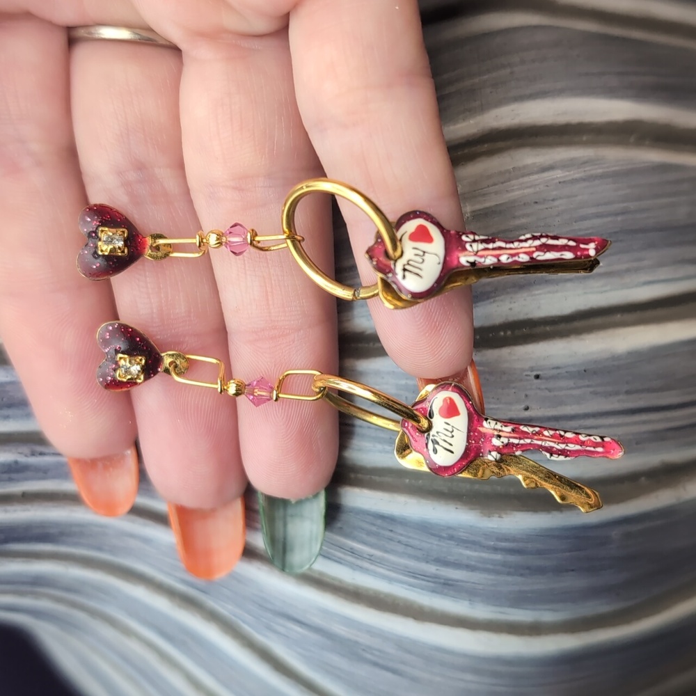 LATR Key To My Heart & Car Earrings - Picture 6 of 7